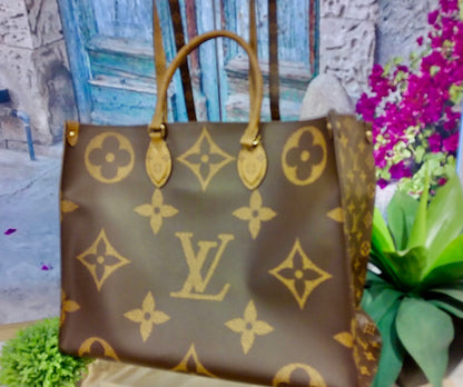 Pre Loved PreOwned On The Go Louis Vuitton Large Tote Shopping Bag Used LV