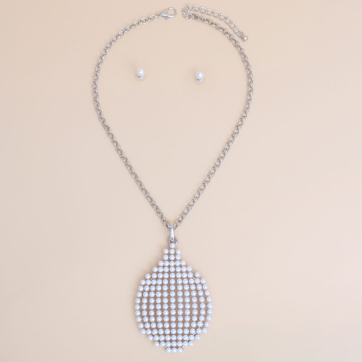 Pendant White Pearl Ornamental Teardrop Silver Set